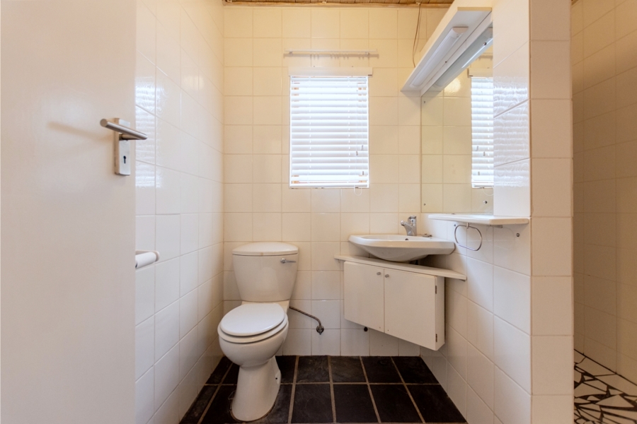 3 Bedroom Property for Sale in Britannia Bay Western Cape